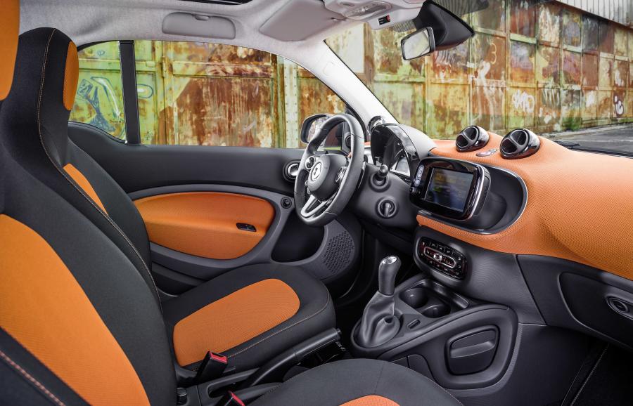  Smart ForFour 2014 года  (фото 30 из 35)